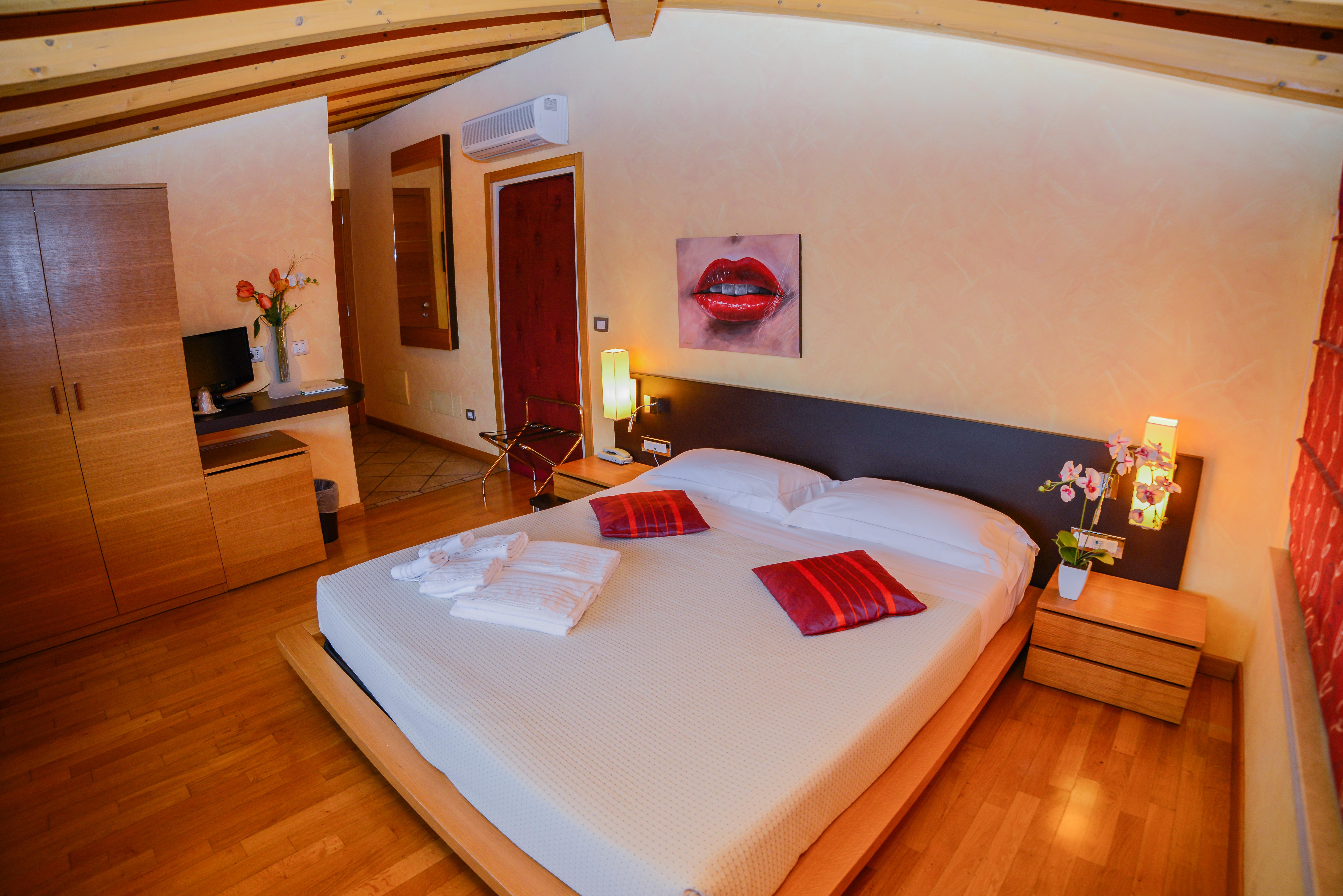 AHG Donna Silvia Hotel Wellness&SPA Manerba del Garda Exterior foto