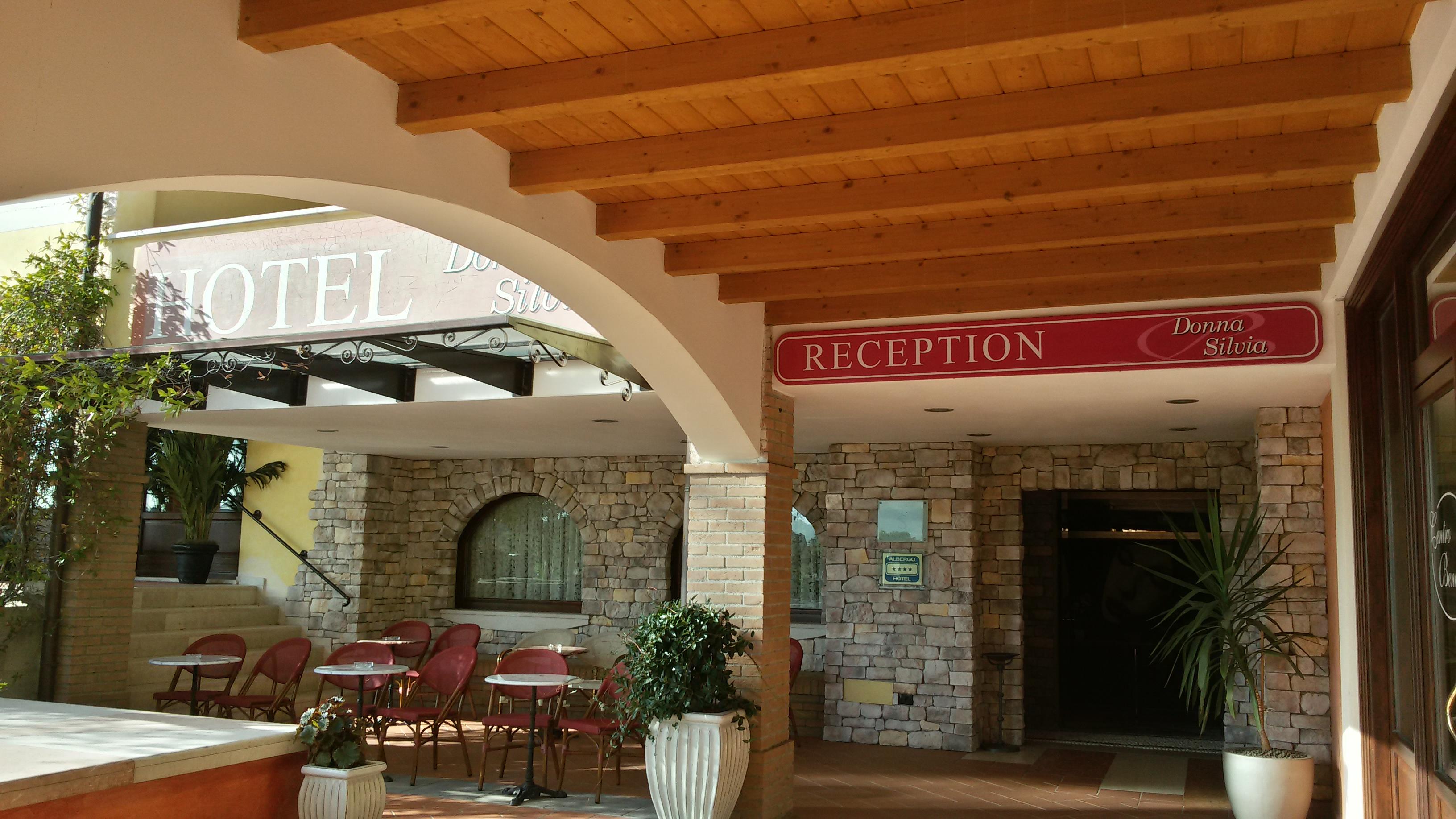 AHG Donna Silvia Hotel Wellness&SPA Manerba del Garda Exterior foto